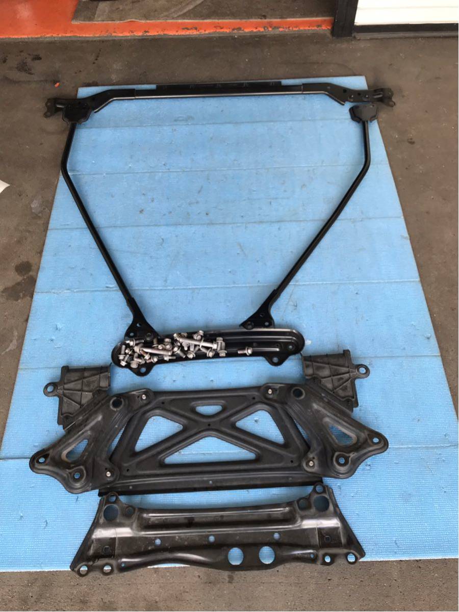 2015+ Toyota Prius V JDM Complete 8P Chassis Braces